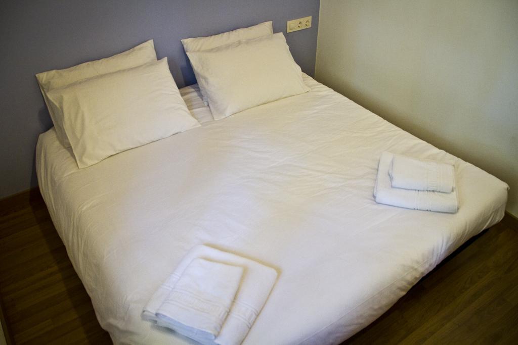 Apartamentos El Bosquet Sant Cugat del Vallès Zewnętrze zdjęcie